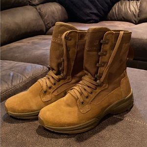 Garmont Combat Boots BRAND NEW NEVER WORN